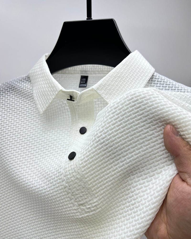 Luxe mesh zijden zomeroverhemd voor heren met ademend materiaal en een elegante textuur.