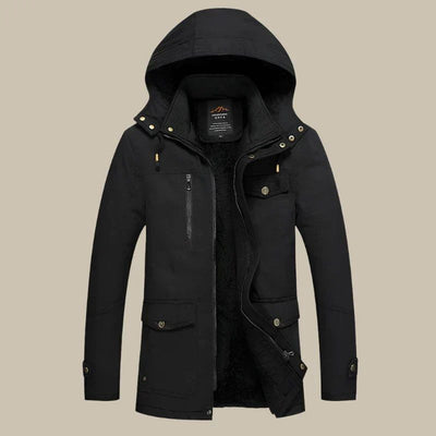 Donkergroene waterdichte winterparka voor heren met warme fleecevoering en praktische zakken, perfect voor koude en natte dagen.       